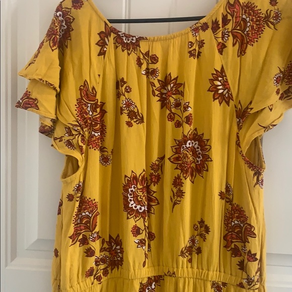 Dress - Picture 7 of 7